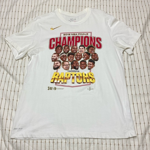 Toronto Raptors 2019 Champions t-shirt - Picture 1 of 4